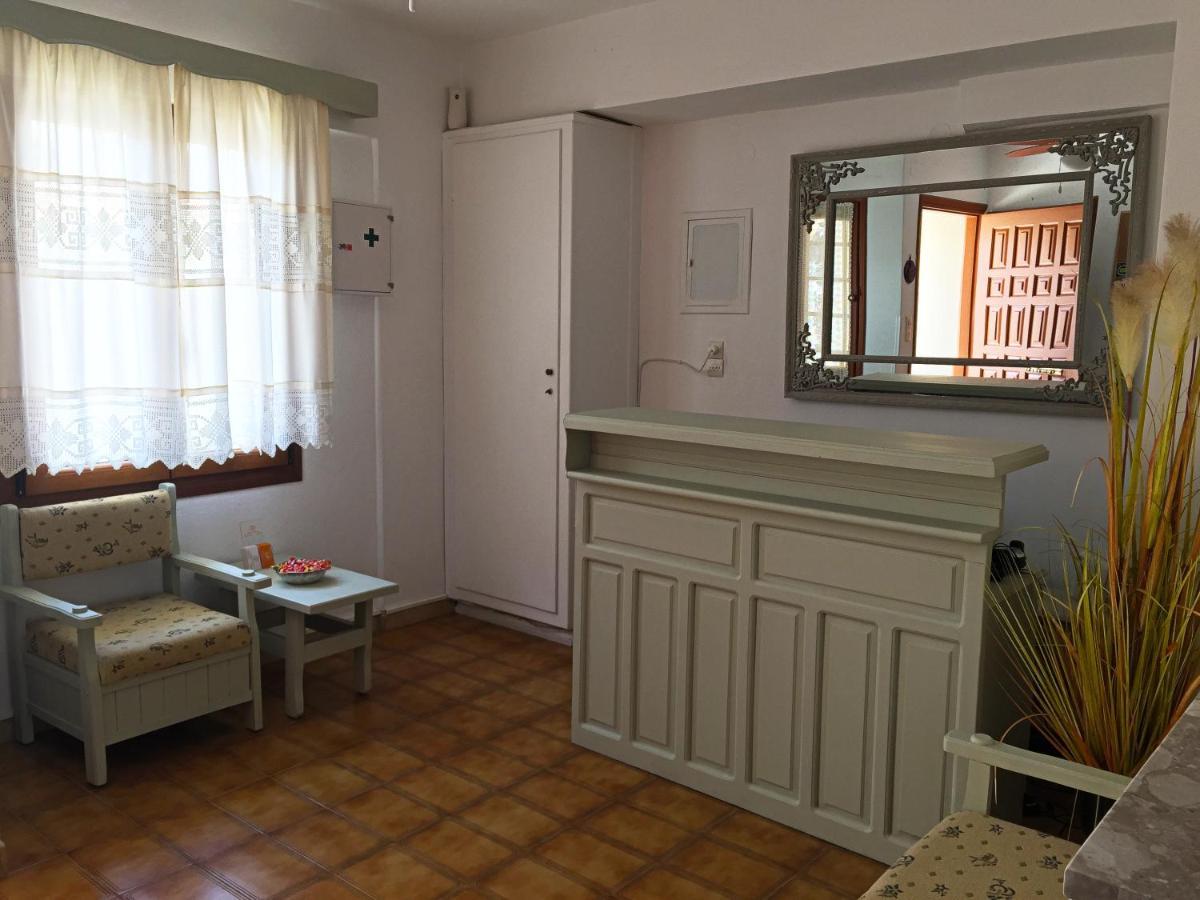 Sunshine Pension Pythagóreion Esterno foto